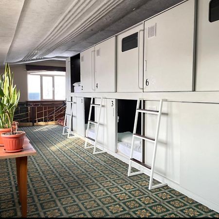 Capsule Hotel Technocave Μπισκέκ Εξωτερικό φωτογραφία
