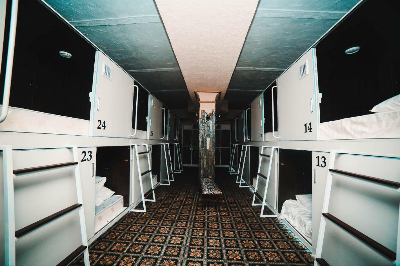 Capsule Hotel Technocave Μπισκέκ Εξωτερικό φωτογραφία