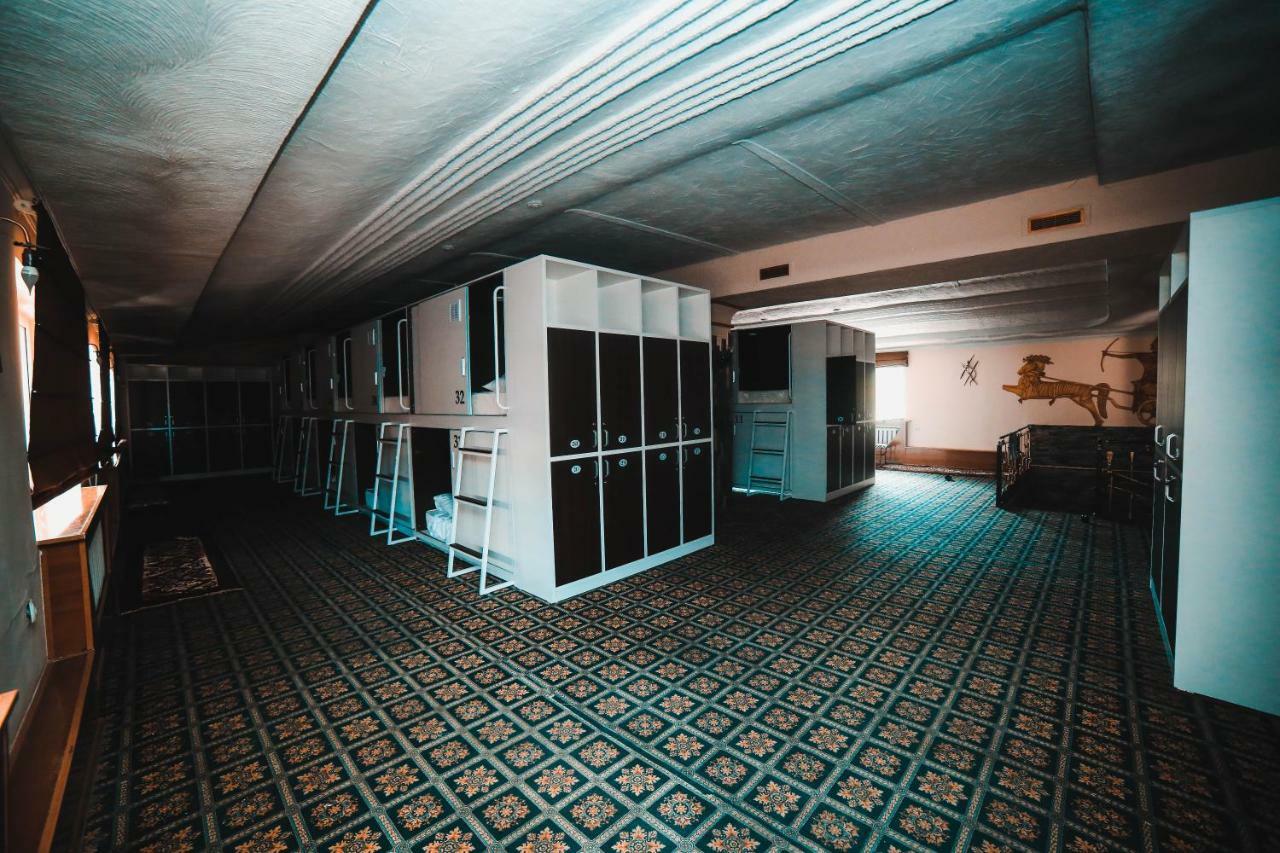 Capsule Hotel Technocave Μπισκέκ Εξωτερικό φωτογραφία